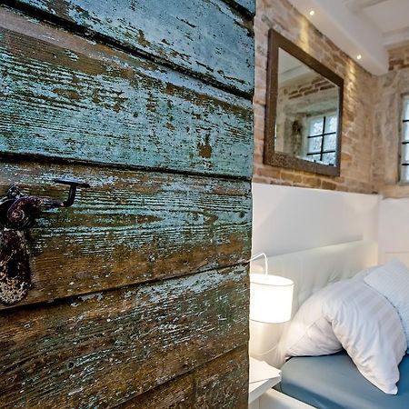 Luna Rooms And Studios Rovinj Ngoại thất bức ảnh