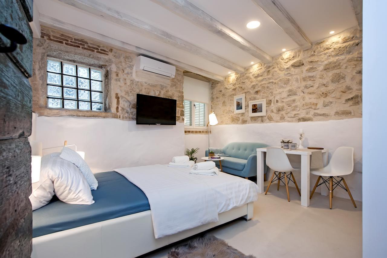 Luna Rooms And Studios Rovinj Ngoại thất bức ảnh