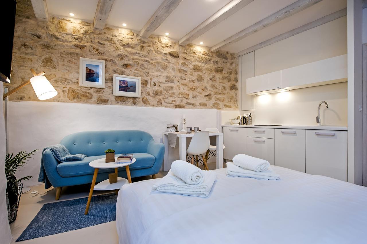 Luna Rooms And Studios Rovinj Ngoại thất bức ảnh