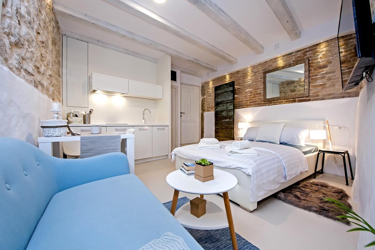 Luna Rooms And Studios Rovinj Ngoại thất bức ảnh