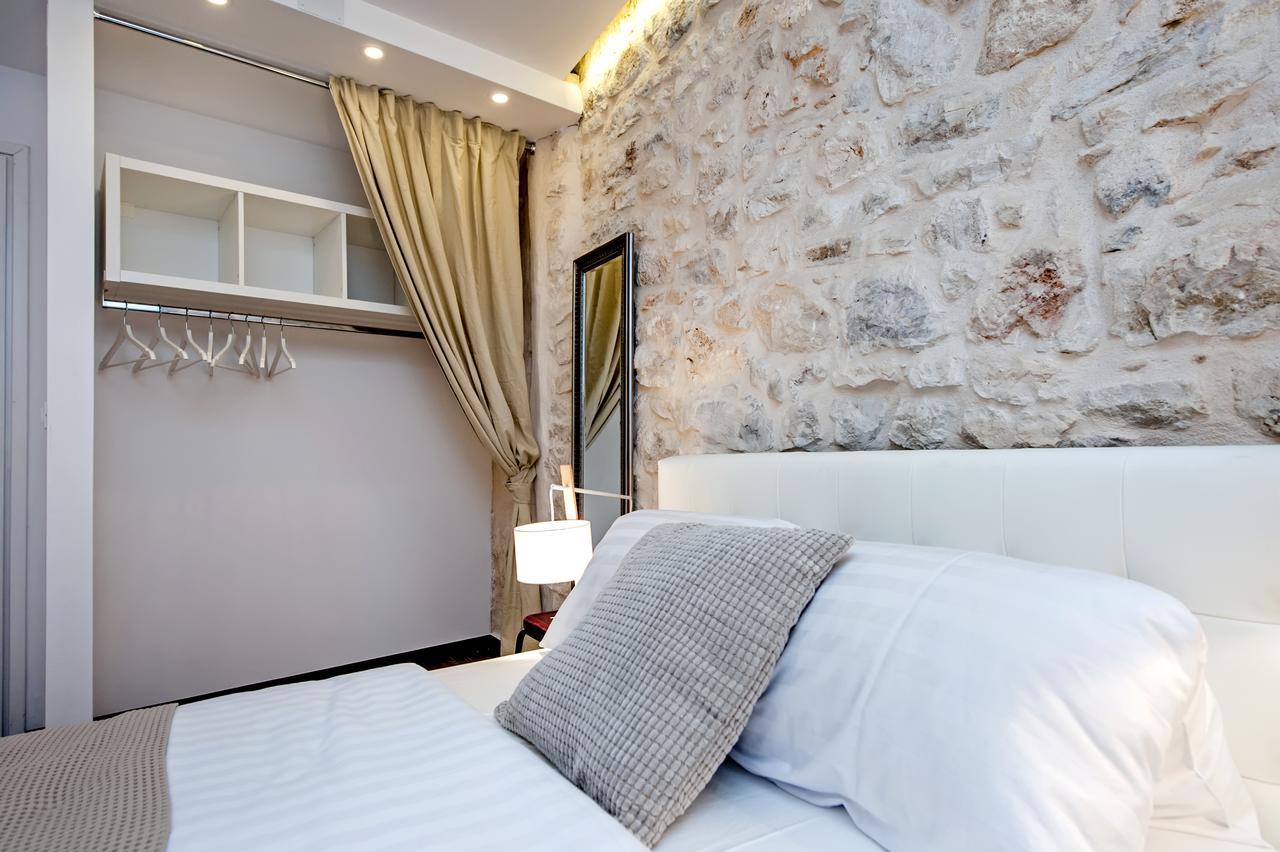 Luna Rooms And Studios Rovinj Ngoại thất bức ảnh