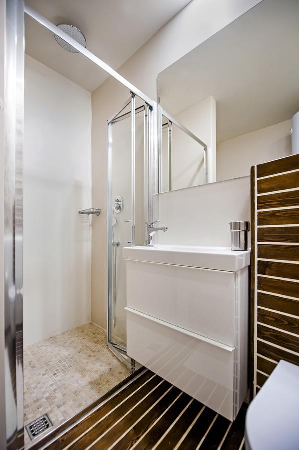 Luna Rooms And Studios Rovinj Ngoại thất bức ảnh